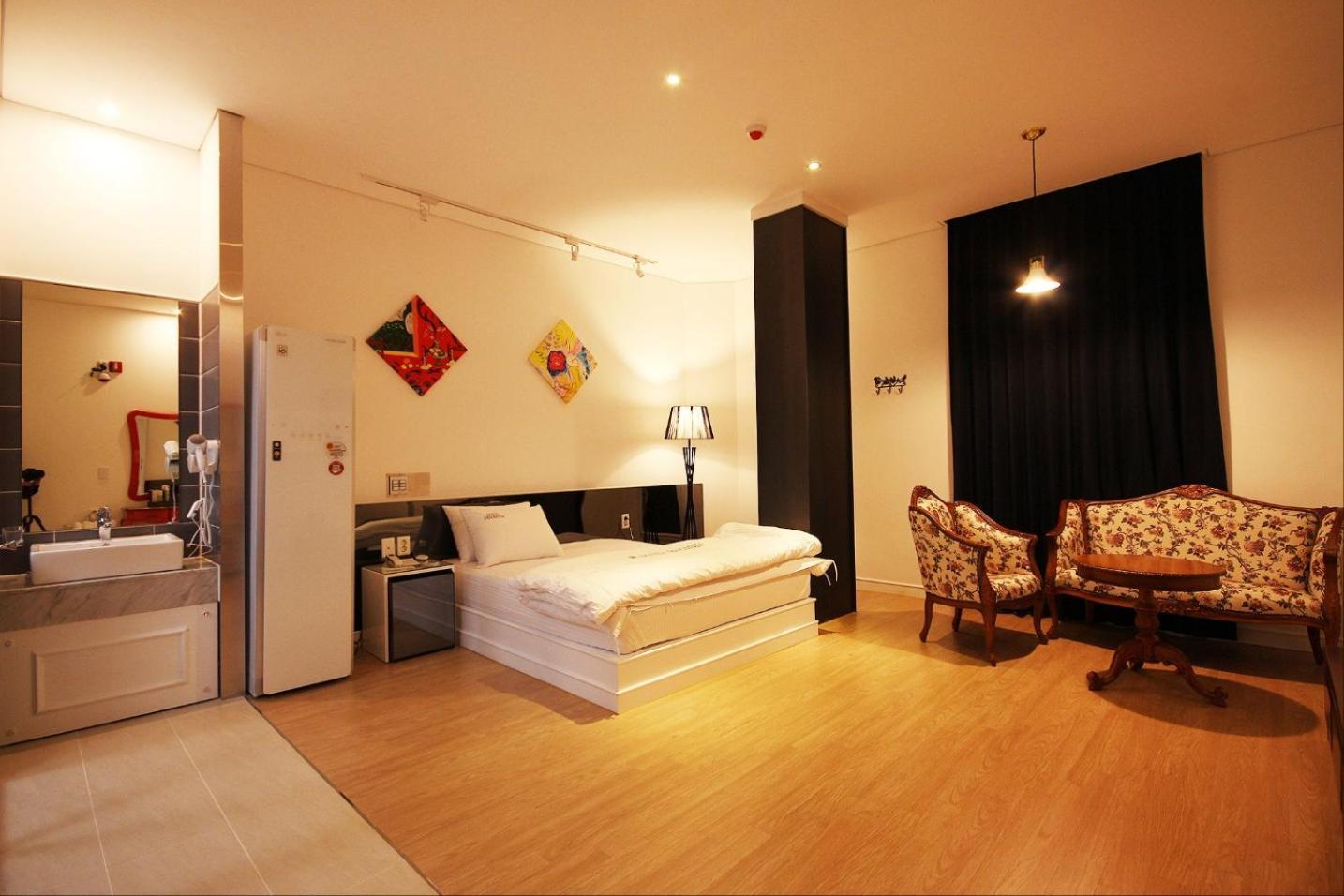 Hotel Insomnia Daegu Esterno foto